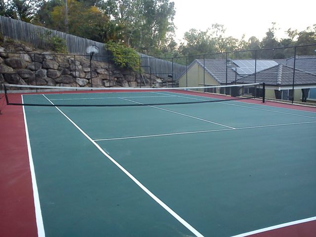 Tennis Court Applicator. Tennis Court Painting and Resurfacing Brisbane