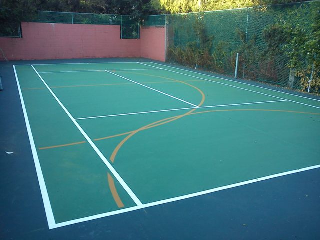 Tennis Court Applicator. Tennis Court Painting and Resurfacing Brisbane