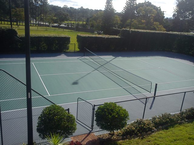 Tennis Court Applicator. Tennis Court Painting and Resurfacing Brisbane