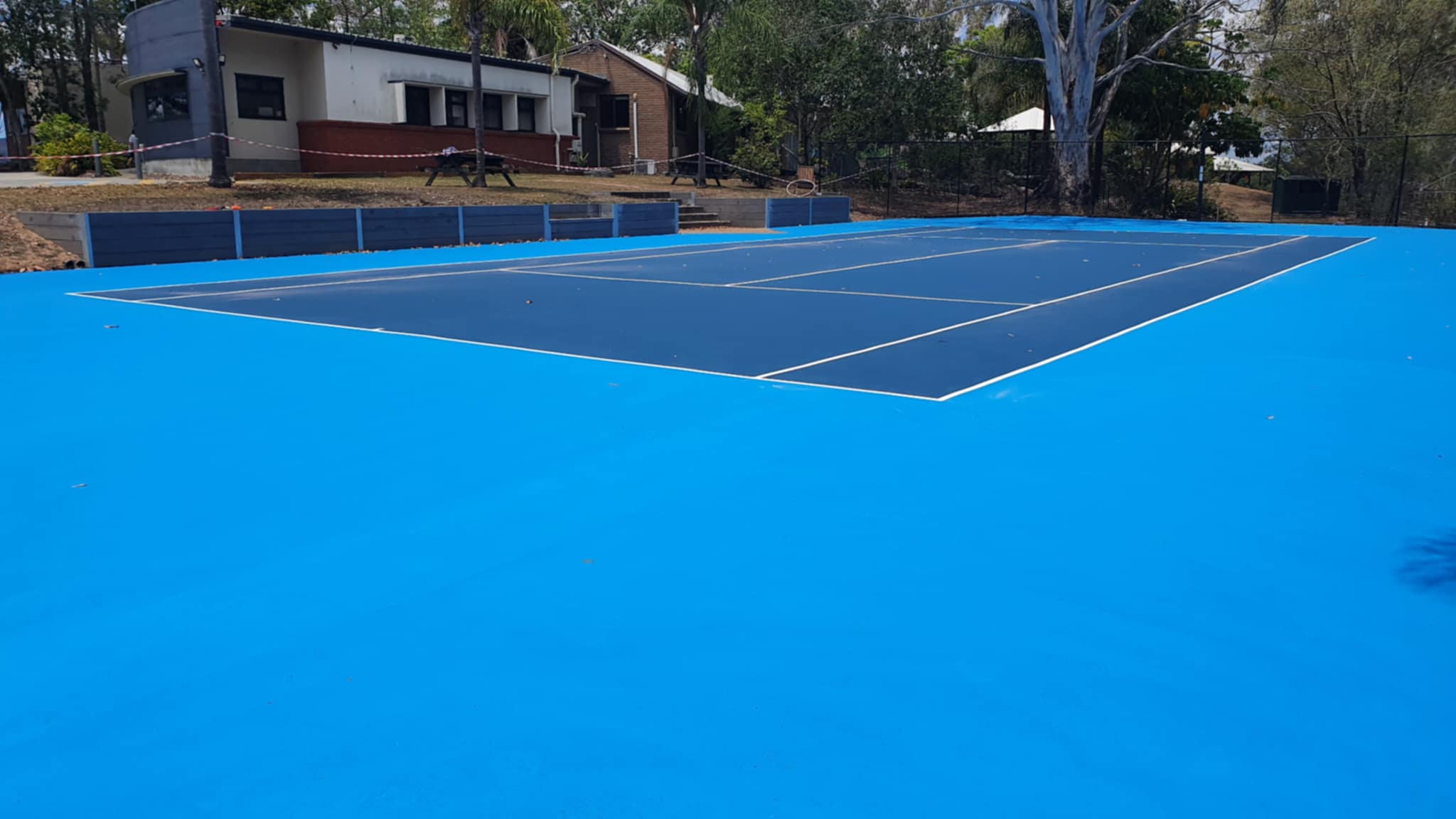 Tennis court painting / tennis court resurfacing