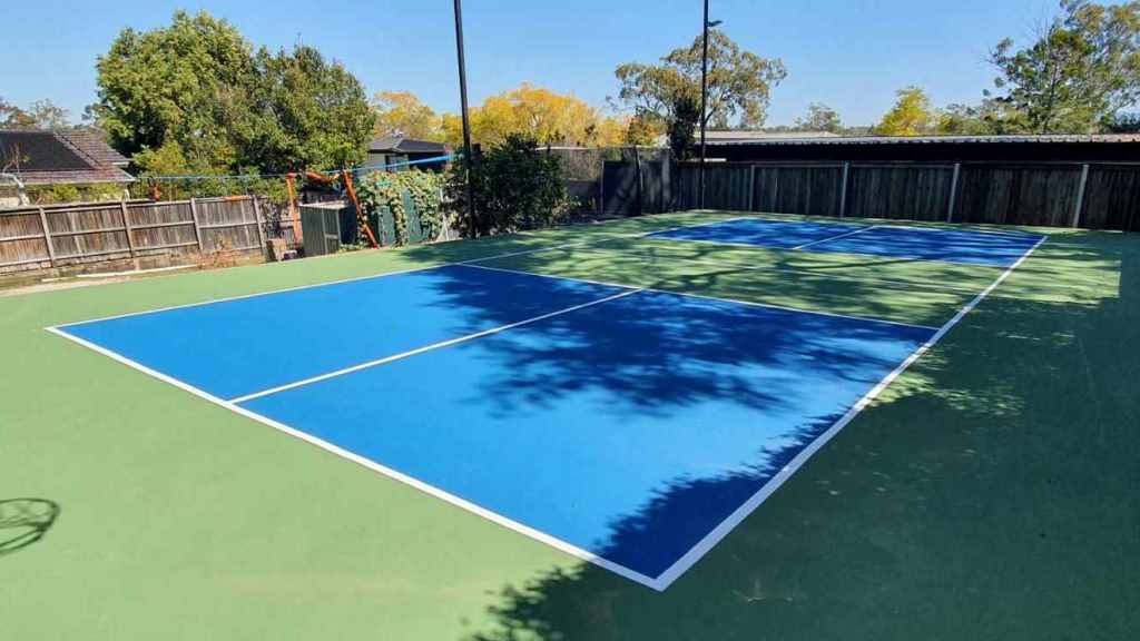 Tennis court painting / tennis court resurfacing