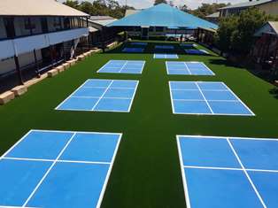 Tennis court painting / tennis court resurfacing