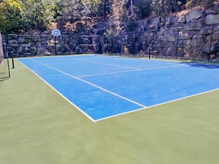 Tennis court painting / tennis court resurfacing